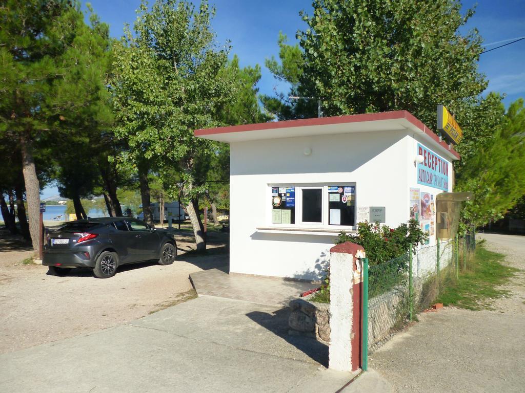 Campsite Pisak - Mobile Homes By The Sea Seline Extérieur photo